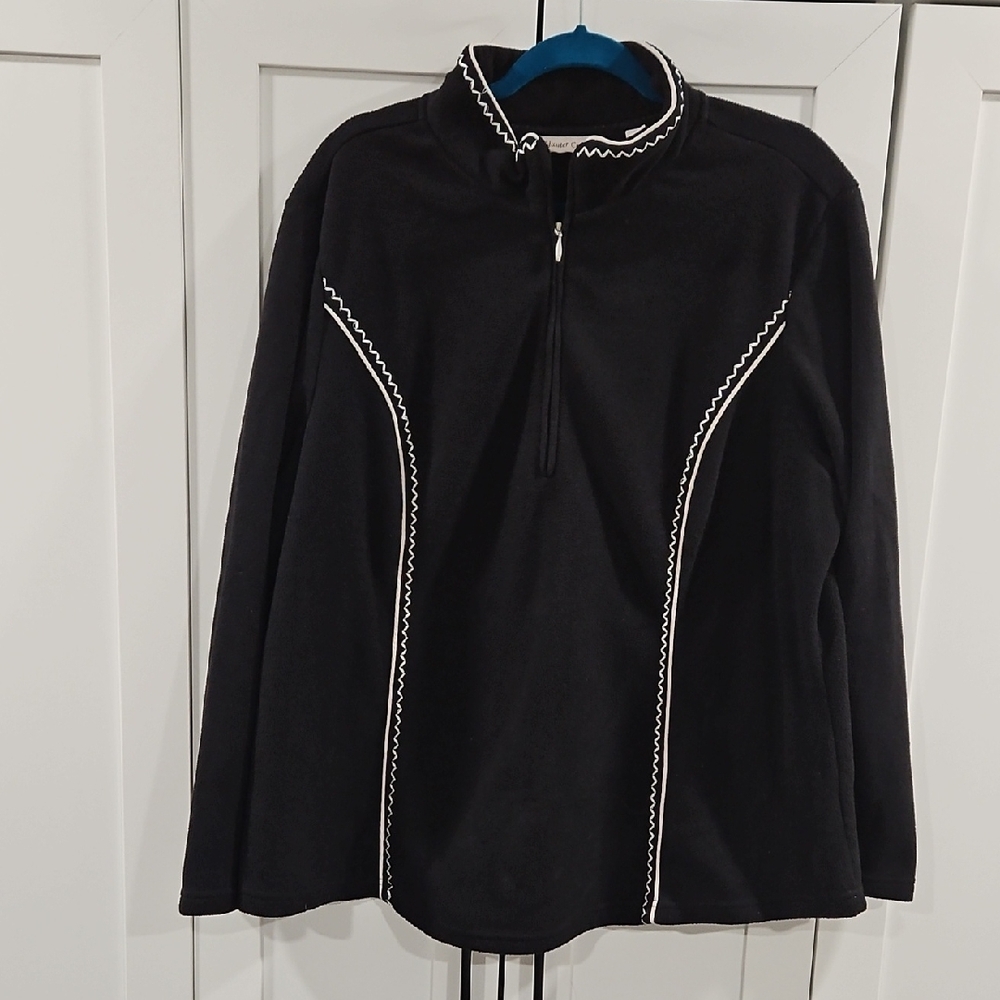 Coldwater Creek Black Half Zip Fleece with Off White Accents